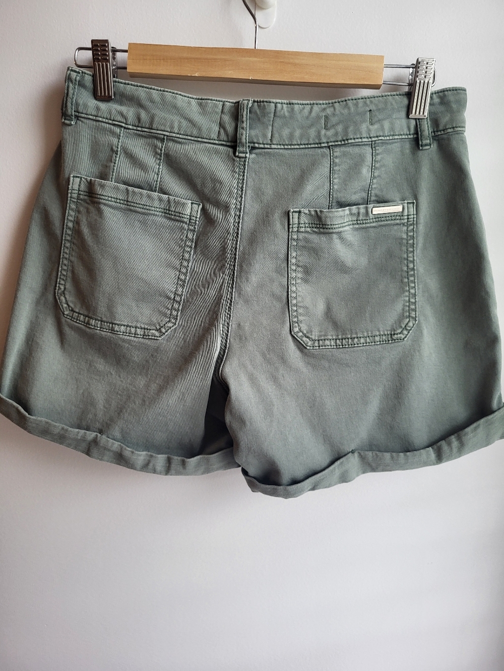 WHBM Pret-a-Play Casual Olive Green Women's Cargo Shorts - Picture 6 of 10